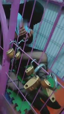 【东营天香百合】暗黑囚禁骚狗 bf9055