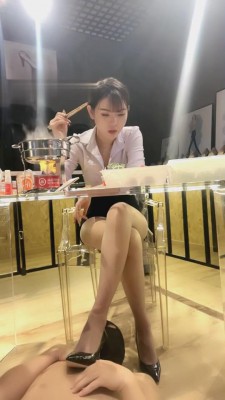 【宇婉莹】伺候模特吃海底捞 G-210829-6