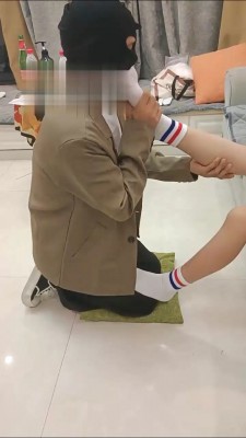 【沐琪大小姐】深夜超臭原味棉袜羞辱/转胯 bf16053