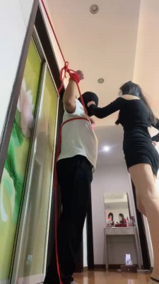 【艾拉】来自妈妈和小姨的惩罚 bf19622