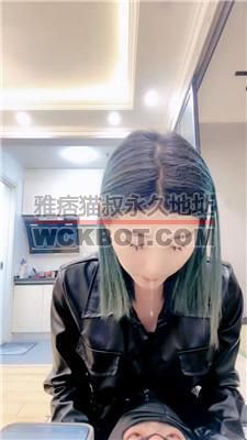 【兔兔大人】喂口水/近距离清理脏鞋 JS240402-21