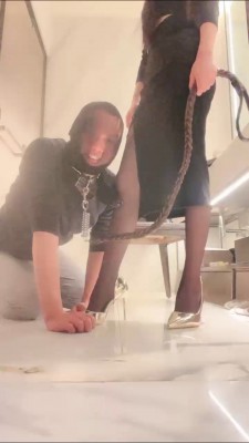 【祖宗娜】黑丝高跟诱惑调狗 bf23677